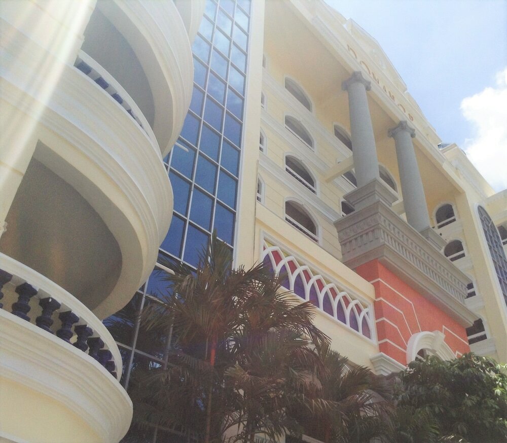 Фото Romance Hotel Sukhumvit 97