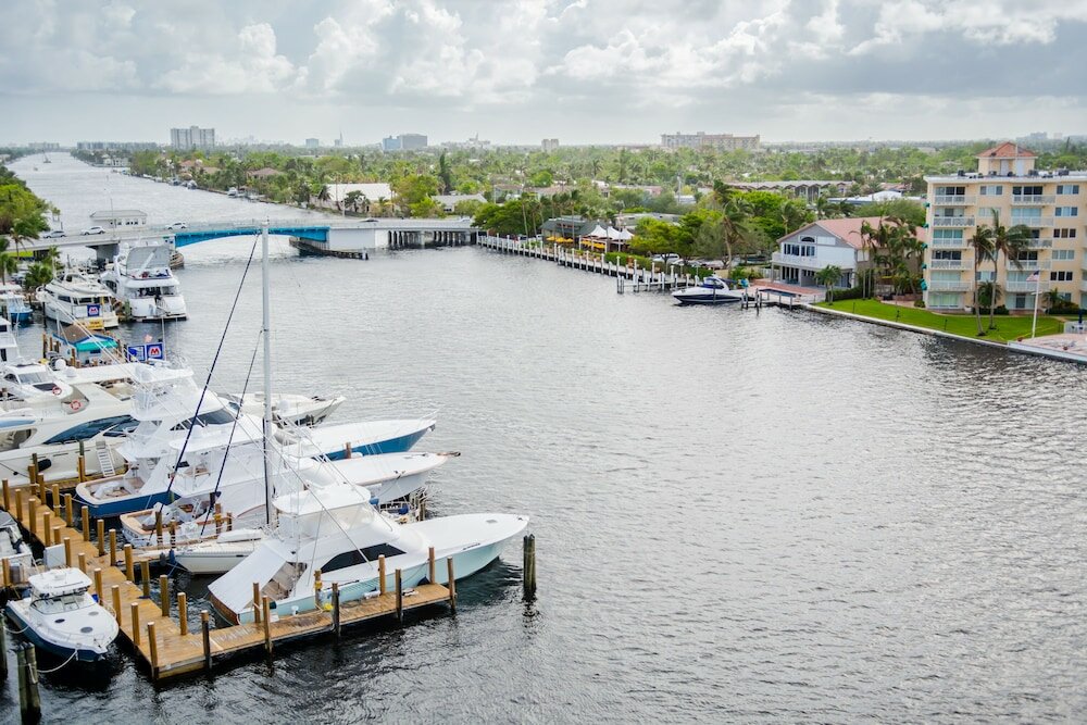 Фото Sands Harbor Resort and Marina