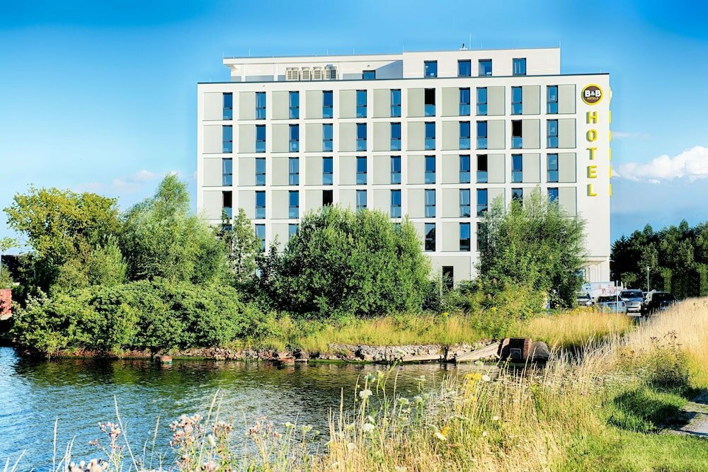 Фото B&b Hotel Wilhelmshaven