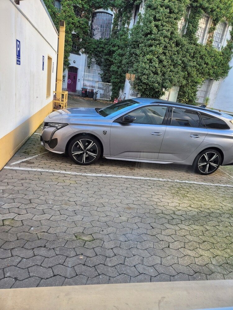 Фото  Sure Hotel by Best Western Ambassador Duesseldorf