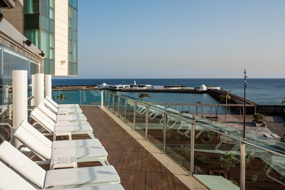 Фото Arrecife Gran Hotel & SPA