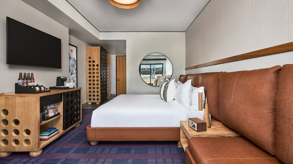 Фото The Rally Hotel at McGregor Square