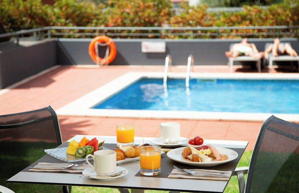 Фото Sercotel Cornella Barcelona