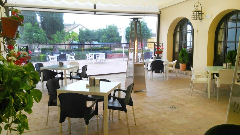 Фото Hospedería Convento de Santa Clara