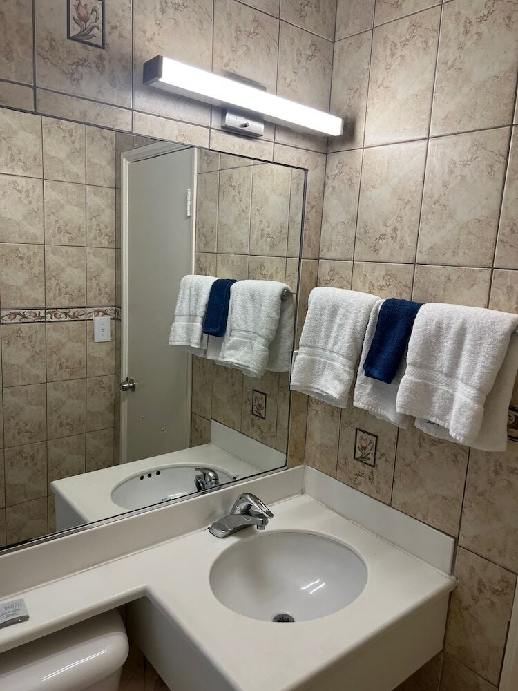 Фото Welcome Inn on Colorado Blvd