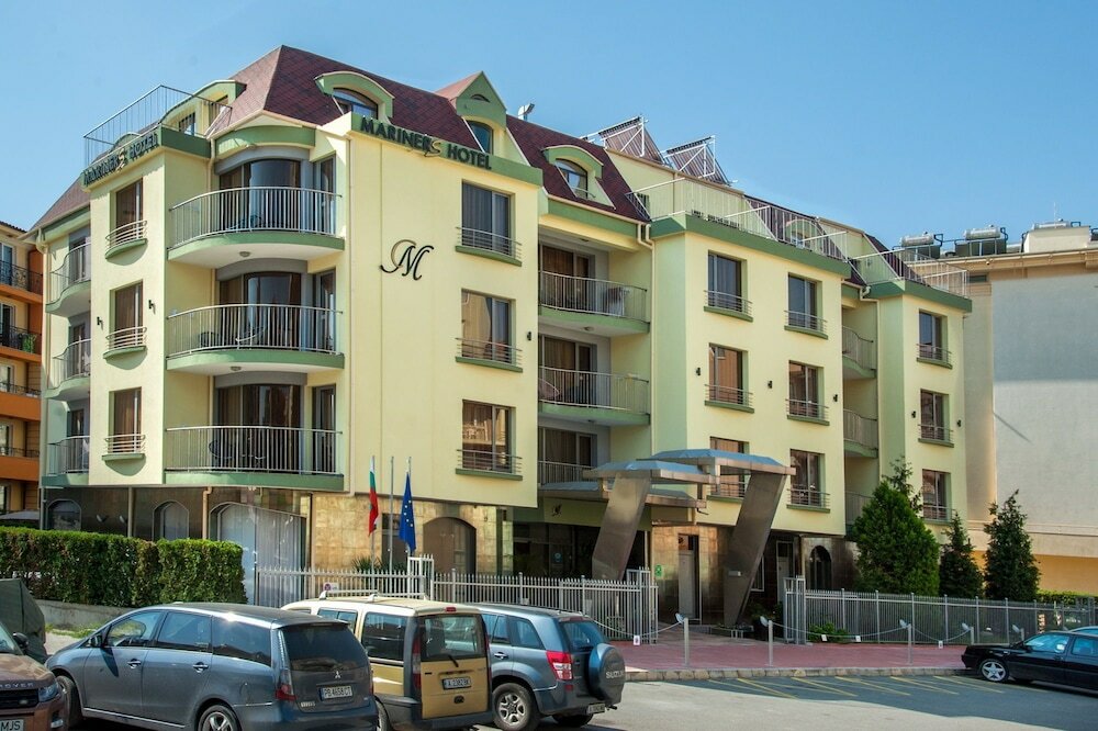 Фото Mariner's Suites