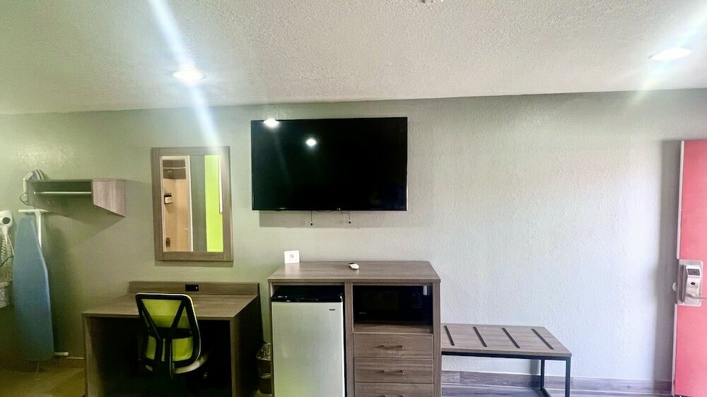 Фото Fort Davis Inn & R. V. Park