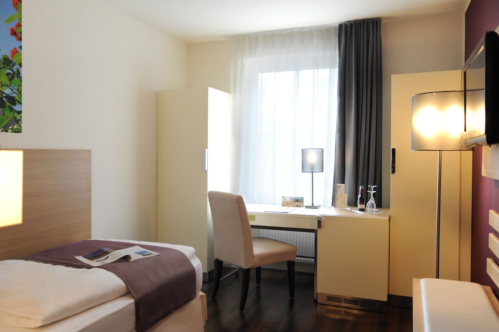 Фото Hotel Goldener Knopf