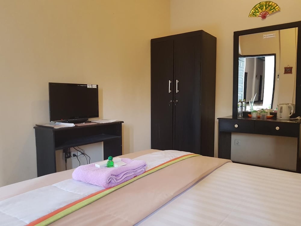 Фото Jaya Phita Guest House