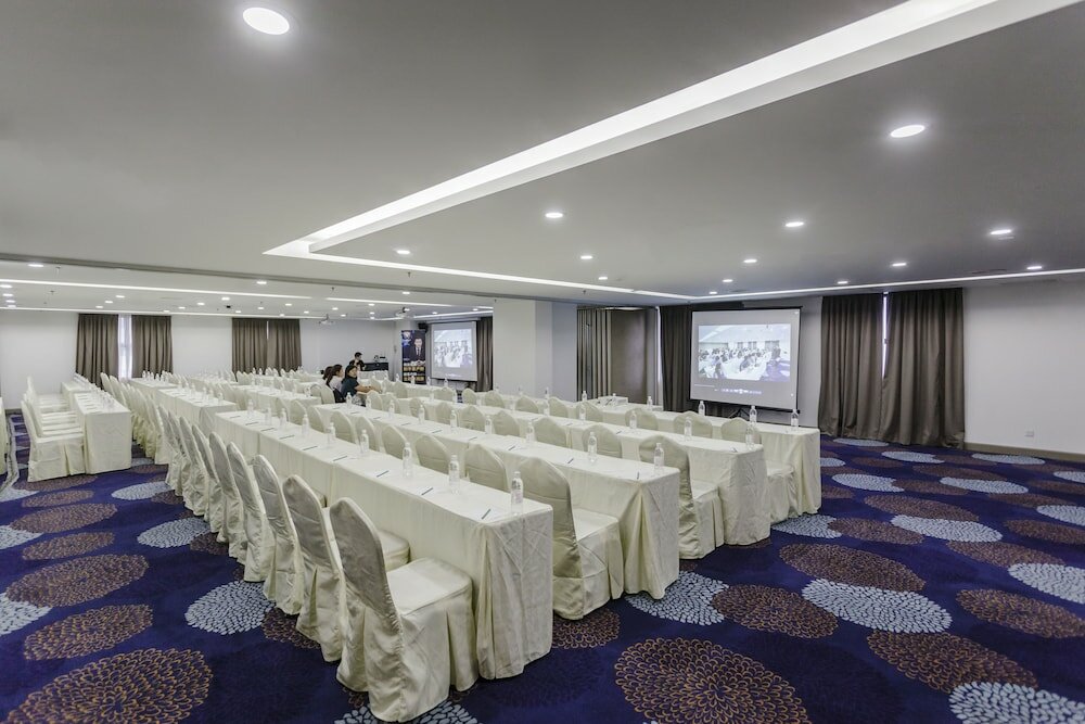 Фото Verdant Hill Hotel