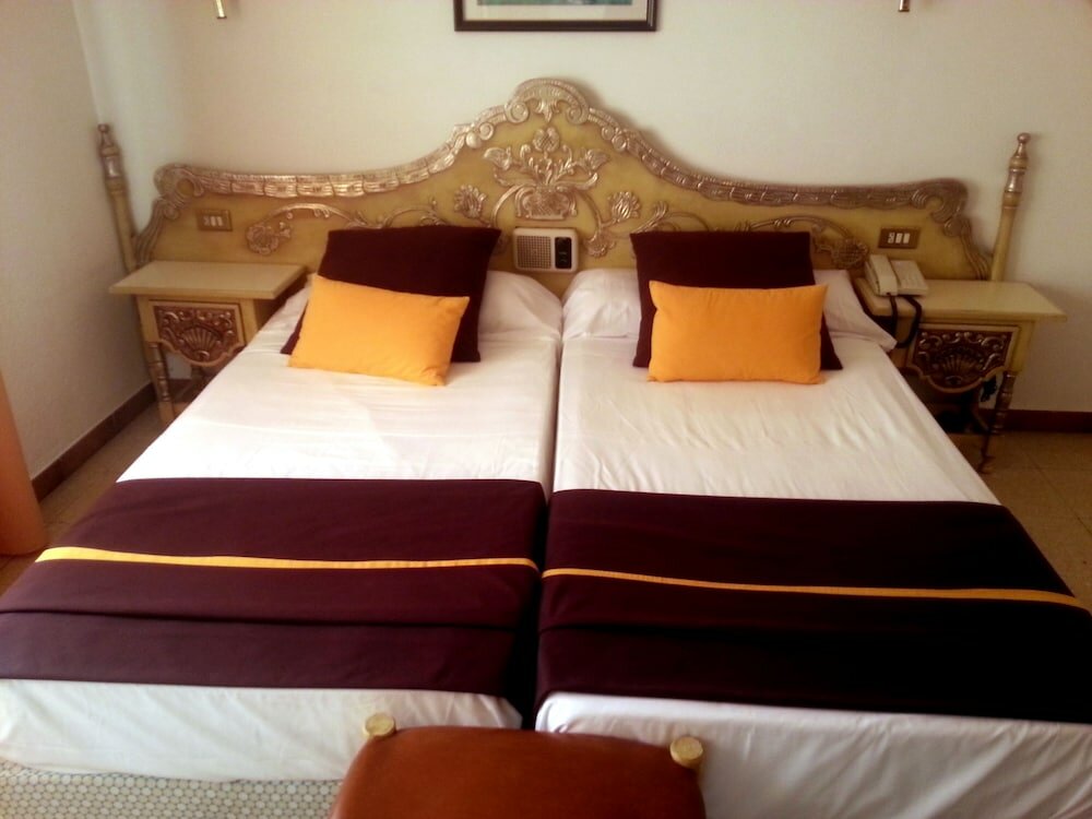 Фото Hotel Hostal del Sol