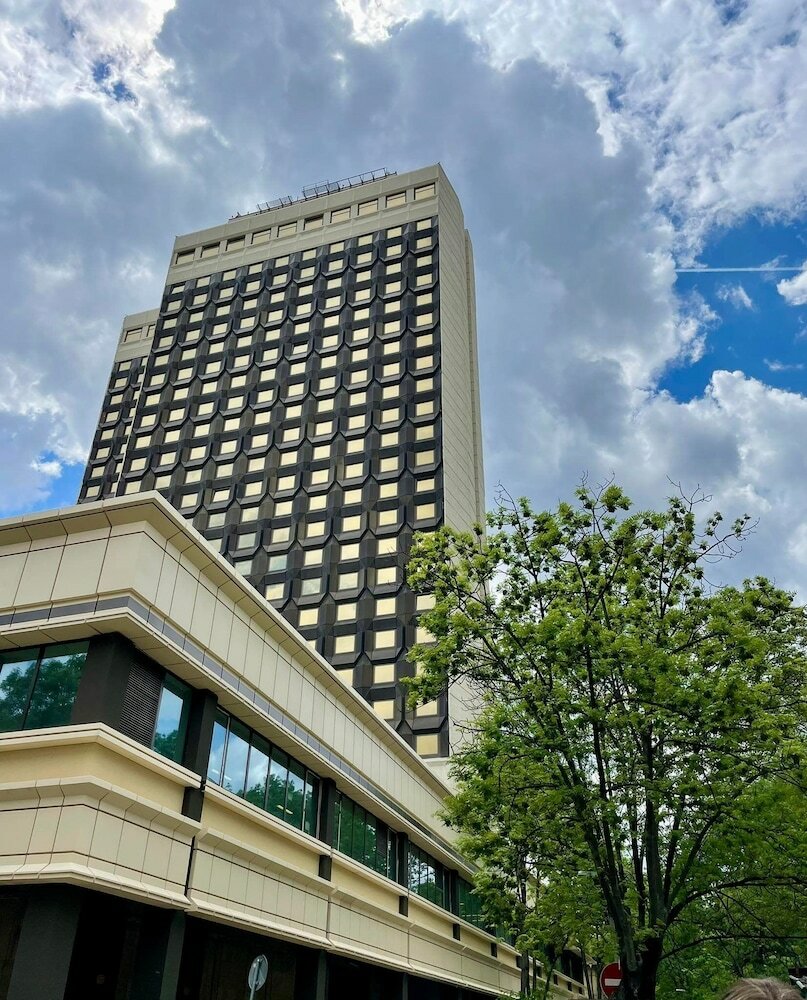 Фото Astoria Grand Hotel