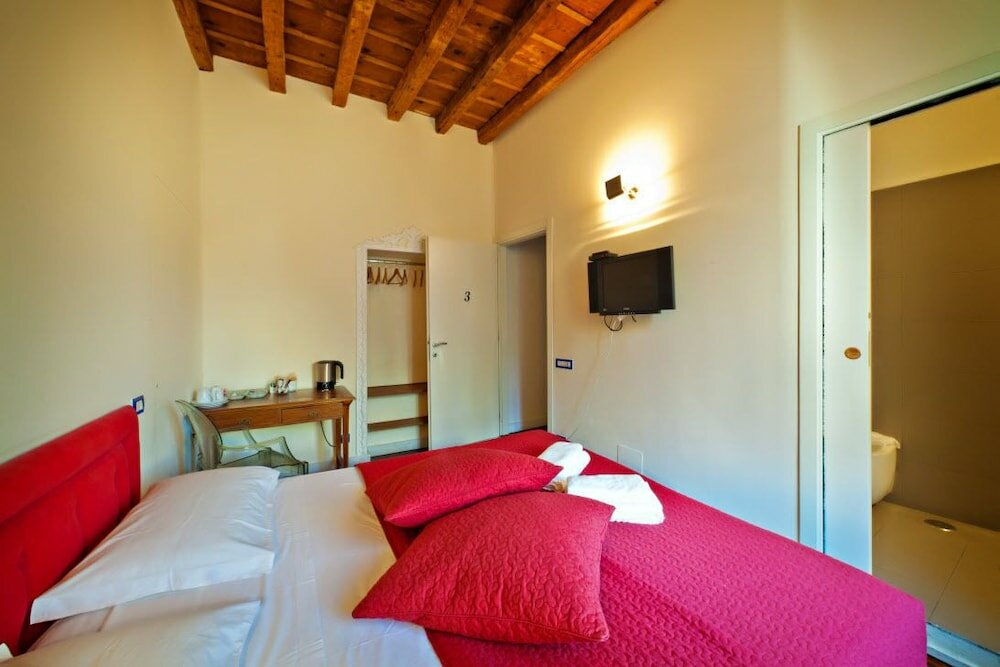 Фото B&b SubUrbe Roma