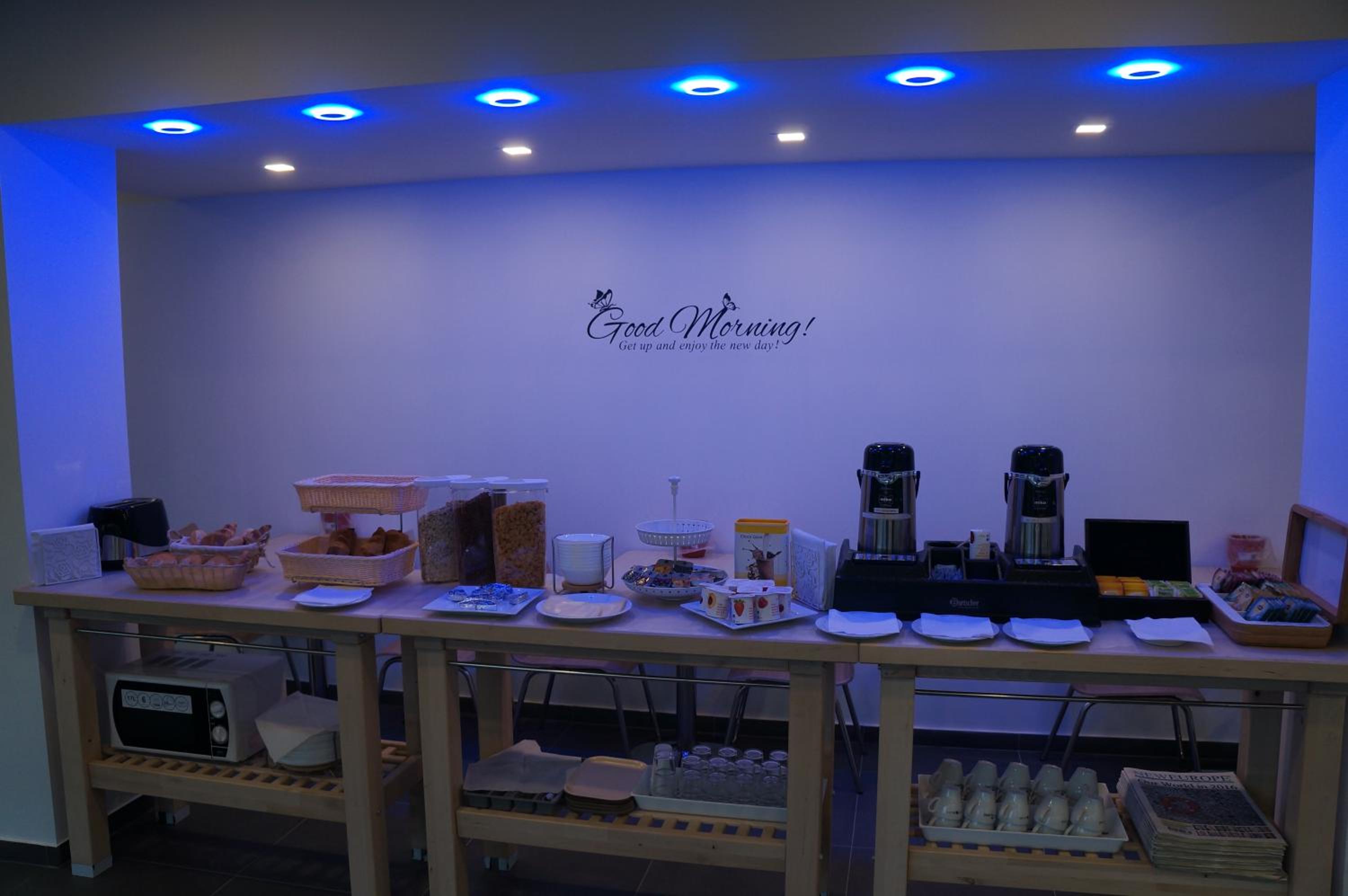 Фото Hotel Evergreen