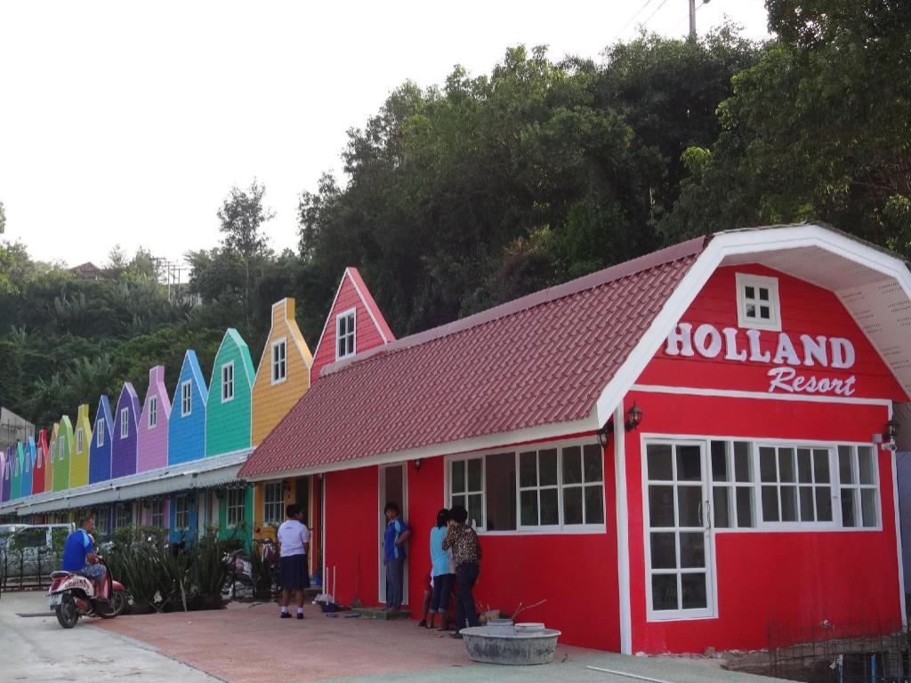 Фото Holland Resort Phuket