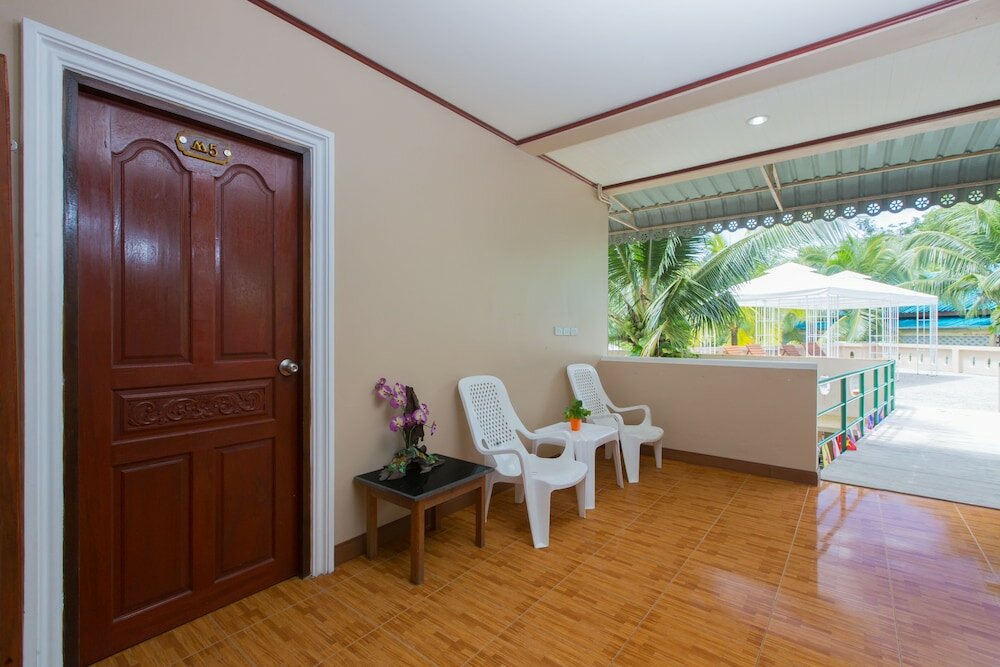 Фото Patong Rai Rom Yen Resort Sha