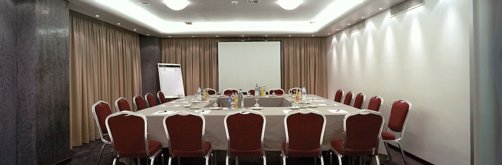 Фото Atrion Hotel