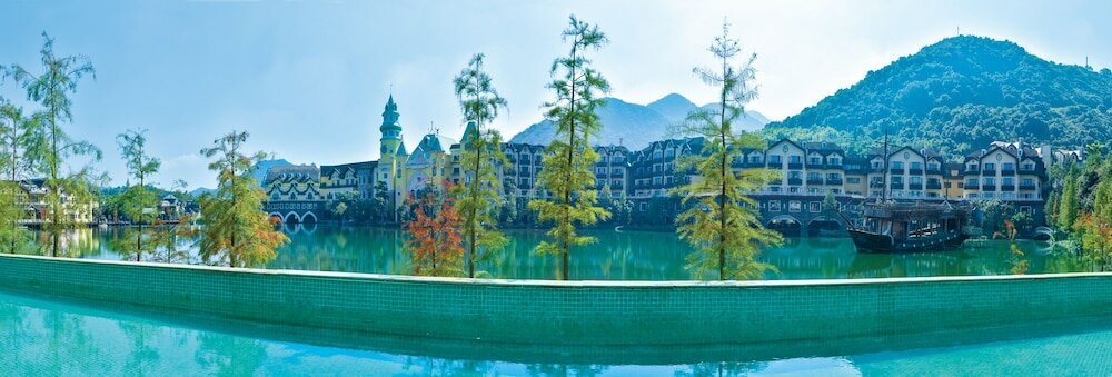 Фото The Interlaken Oct Hotel Shenzhen