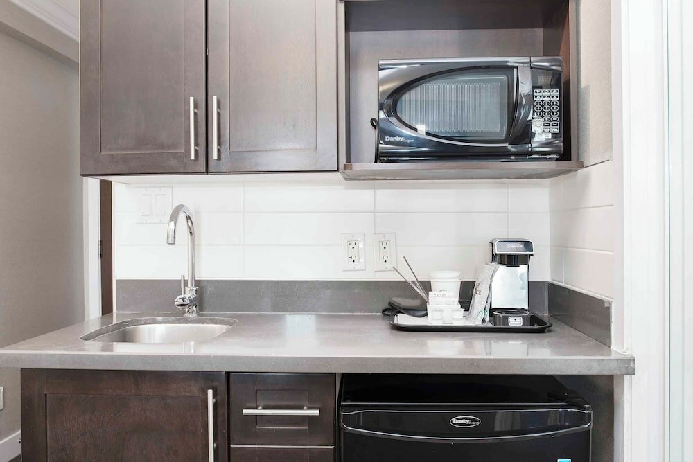 Фото Sandman Signature Prince George Hotel