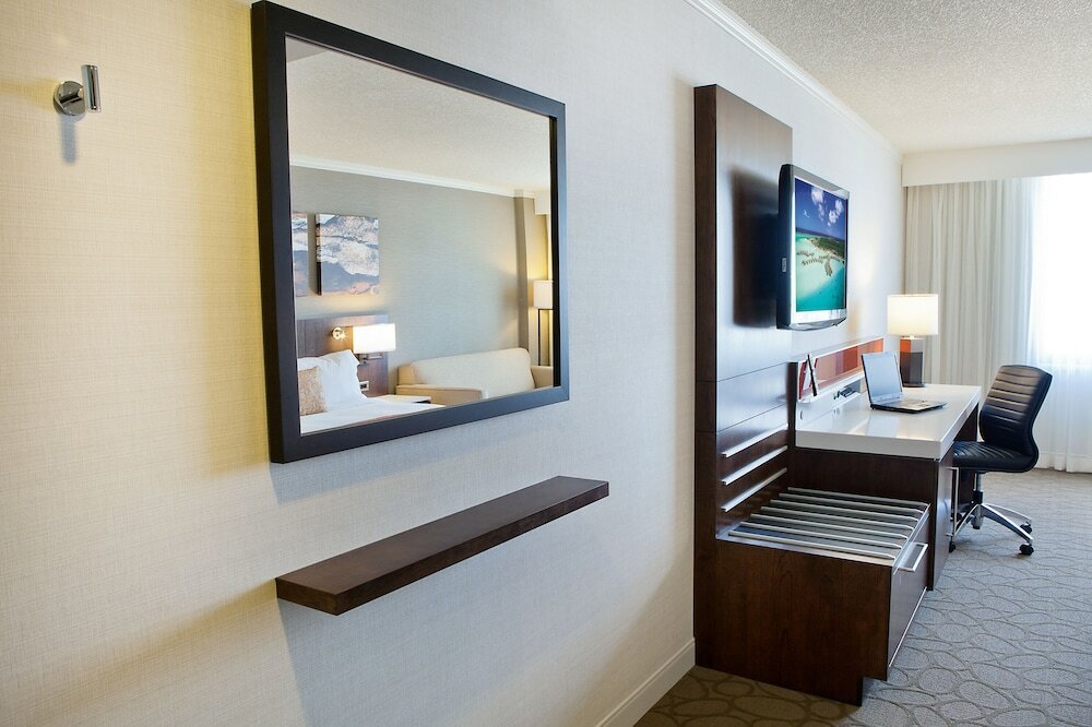 Фото Delta Hotels by Marriott Saguenay Conference Centre