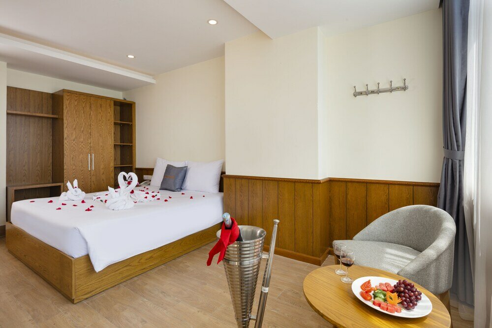 Фото Quang Vinh Hotel