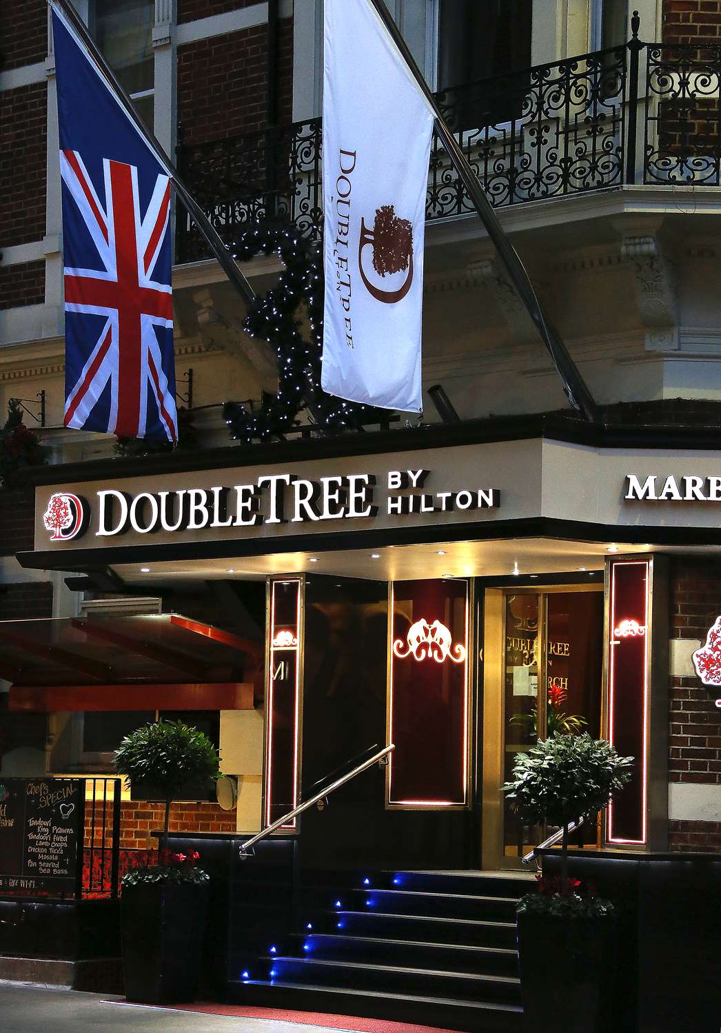 Фото DoubleTree by Hilton London Marble Arch