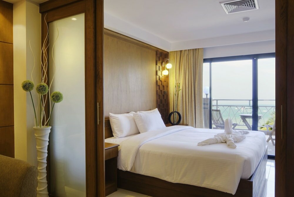 Фото Baywalk Residence Pattaya