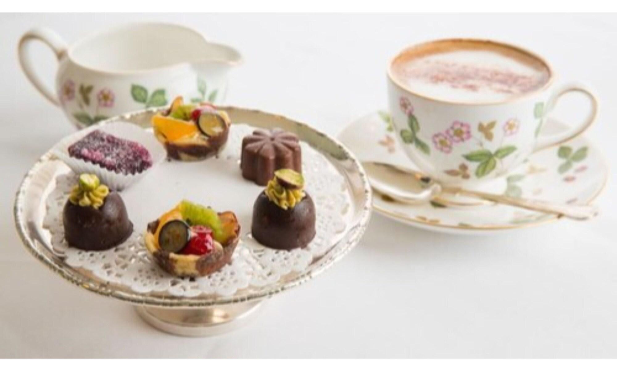 Фото The Priory Hotel