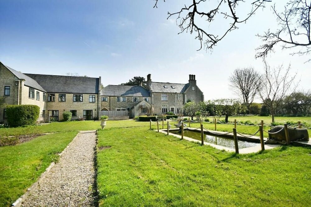 Фото Stanton Manor Hotel