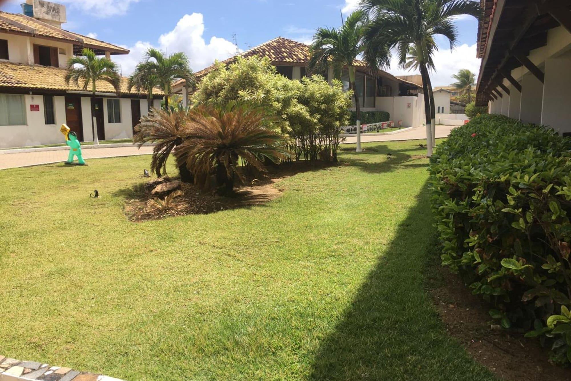 Фото Oyo Hotel Arembepe Beach Hotel, Camaçari