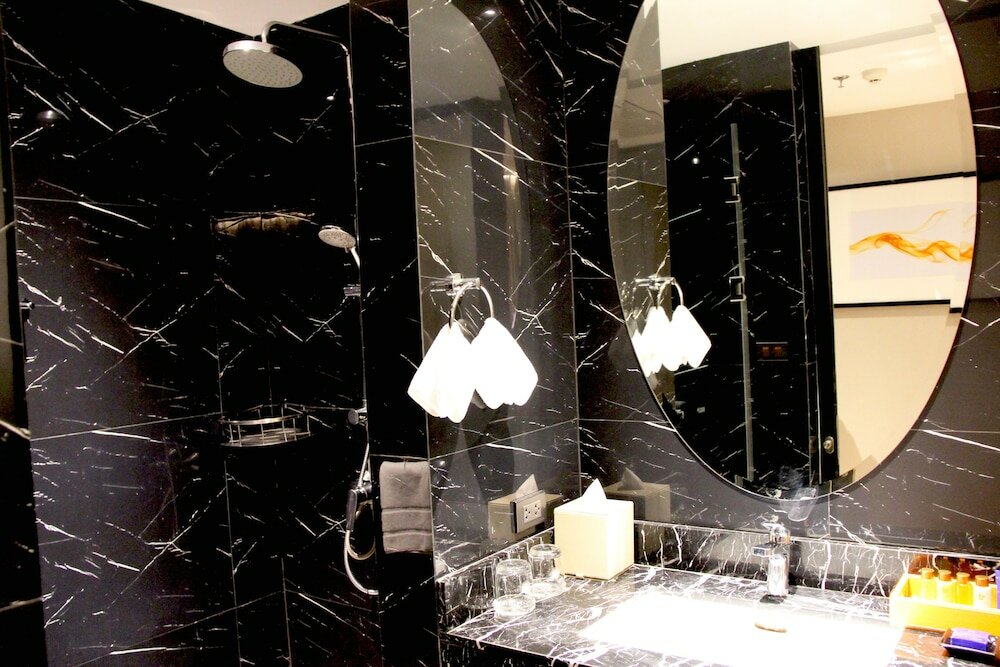 Фото The Duchess Hotel and Residences