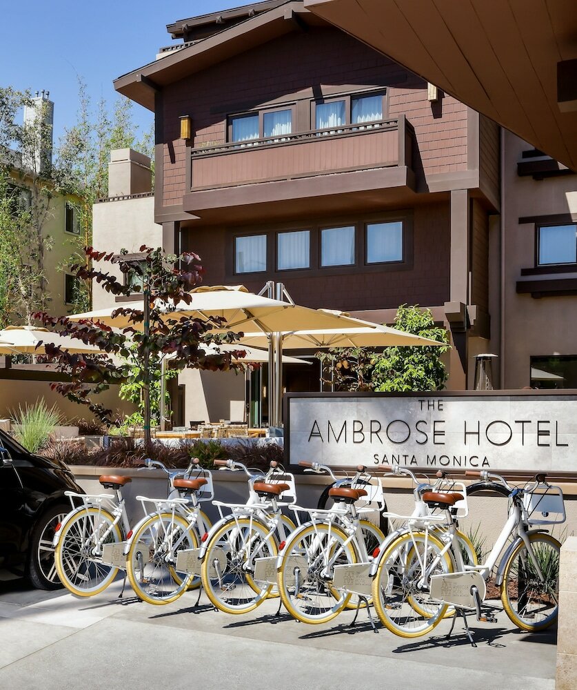 Фото The Ambrose Hotel