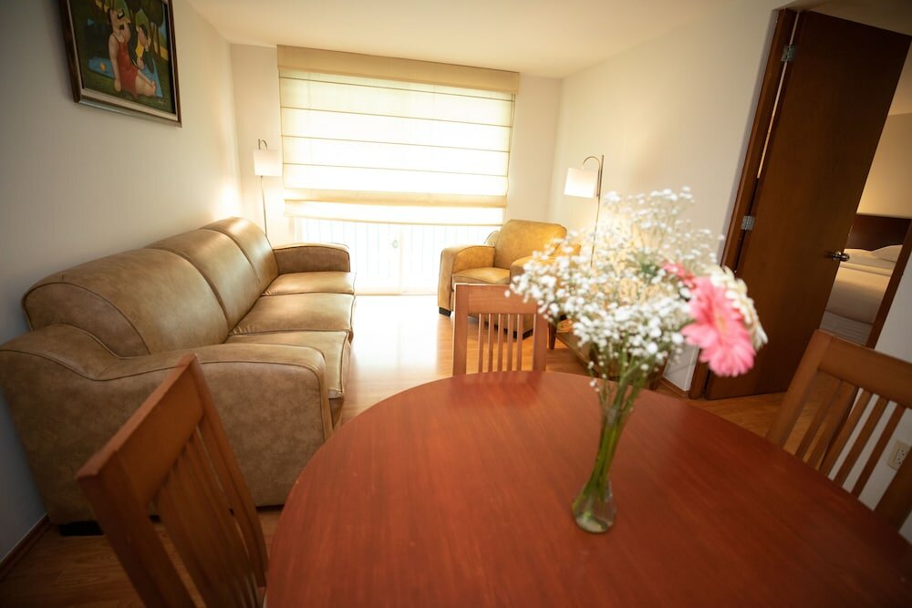 Фото Residence L'heritage Aristóteles 140 by Bluebay