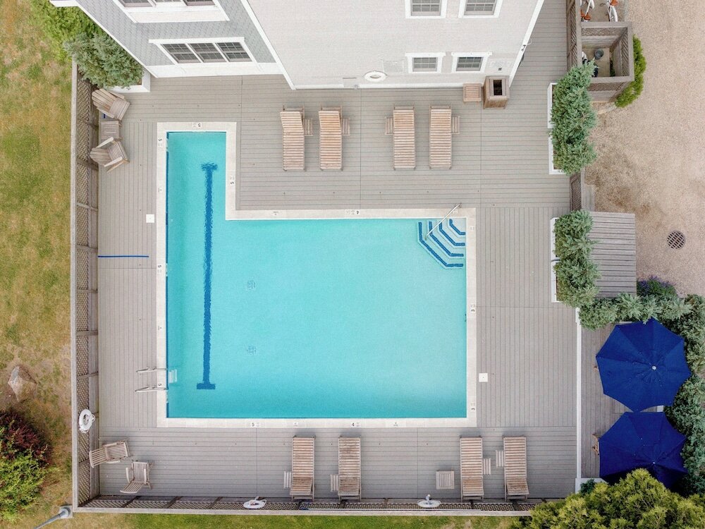 Фото The Harbor Front Inn