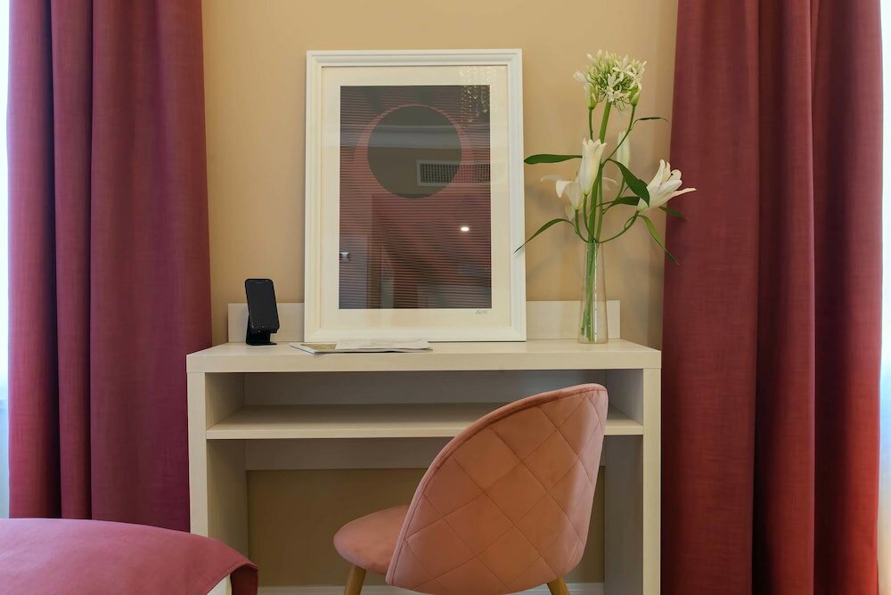 Фото The Boutique Hotel