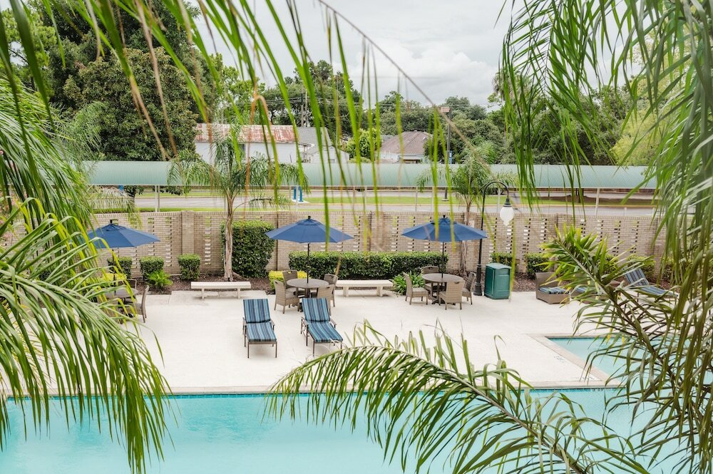 Фото Brent House Hotel