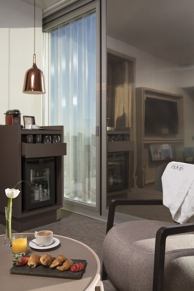 Фото The Level At Melia Barcelona Sky