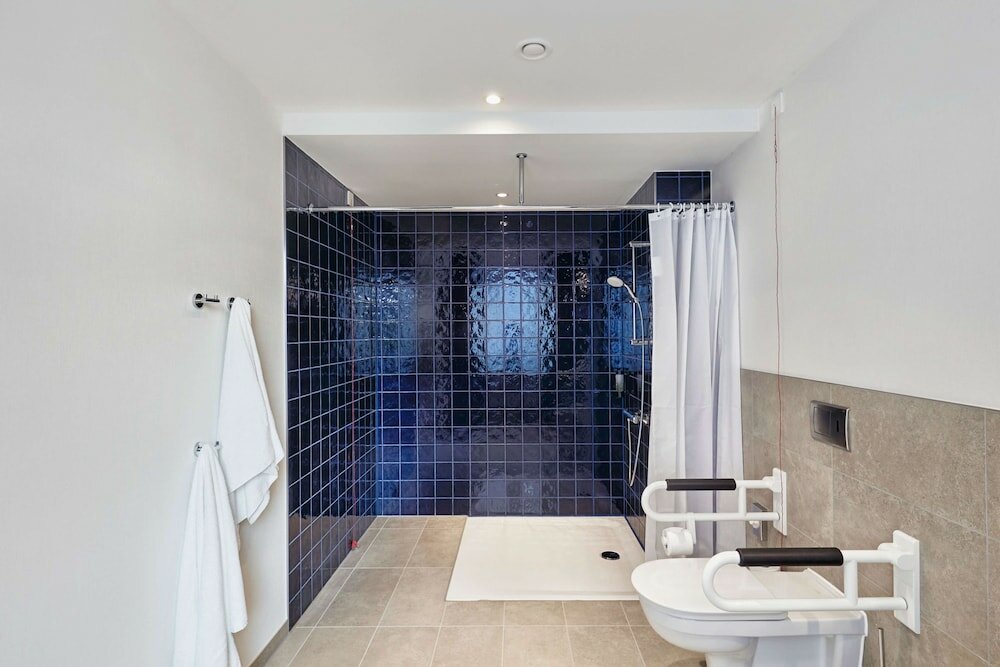 Фото H2 Hotel Düsseldorf City