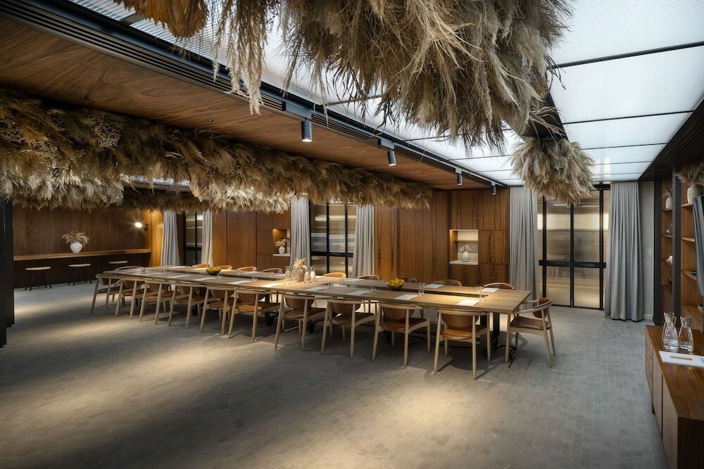 Фото Canopy by Hilton London City