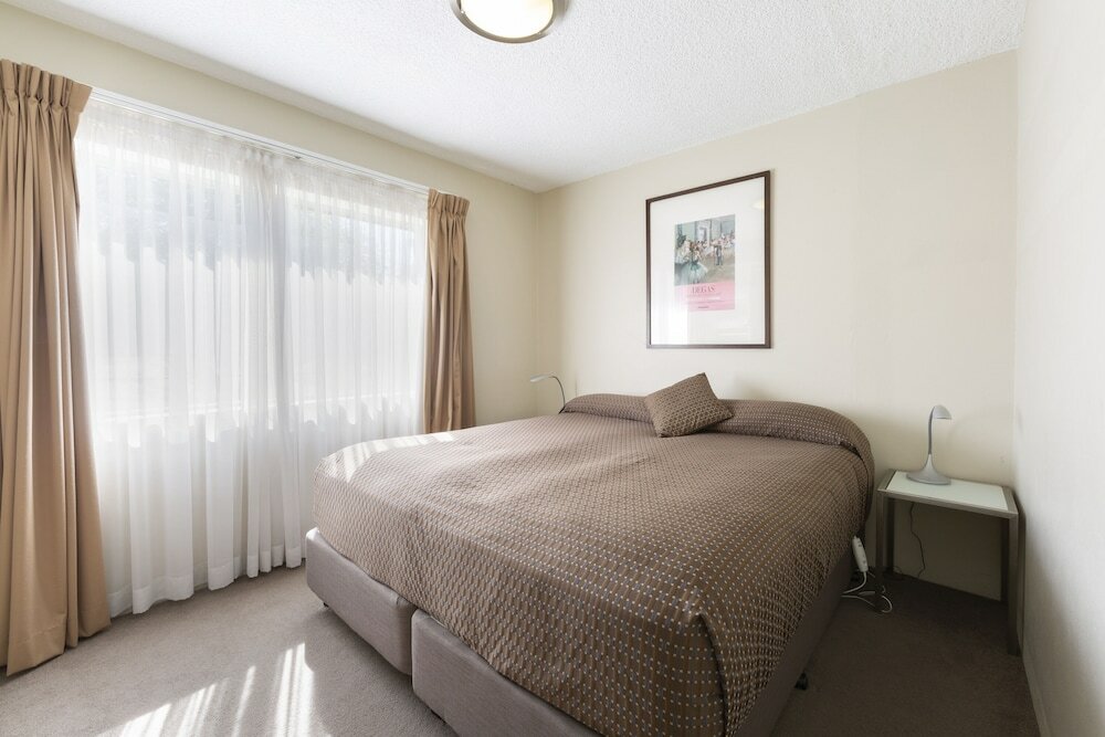 Фото Forrest Hotel and Apartments