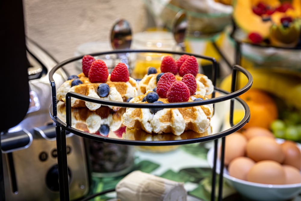 Фото Hôtel Romance Malesherbes