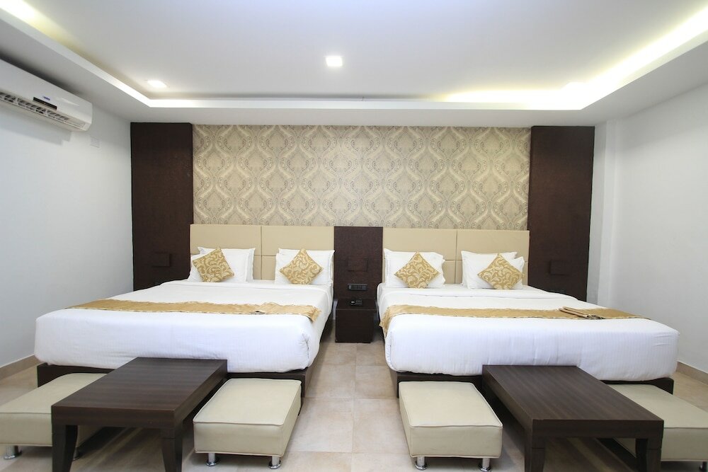 Фото Ni Ambaari Suites