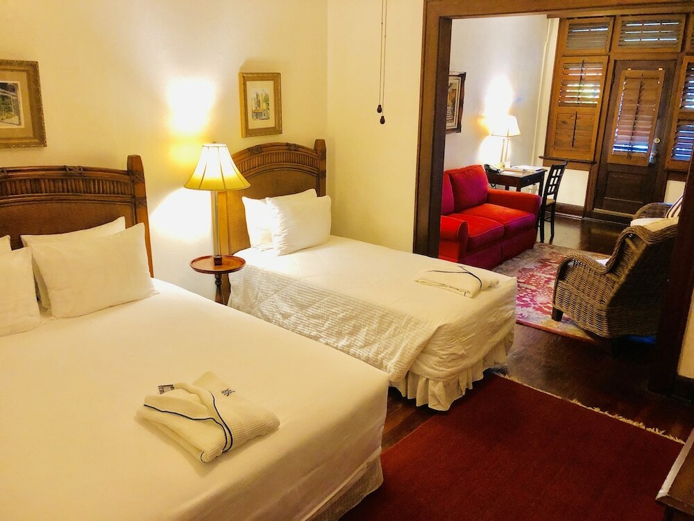 Фото Park Plaza Hotel