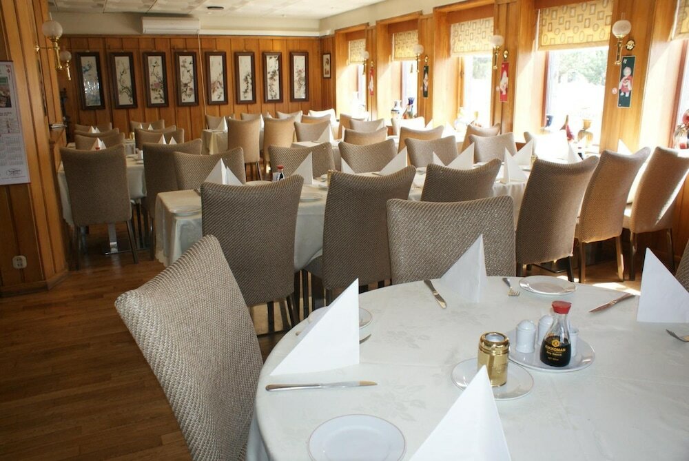 Фото Maritim Hotel