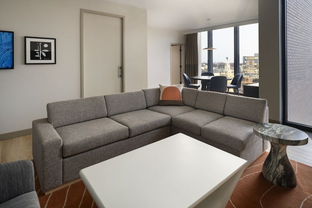 Фото Cascade Hotel, Kansas City, a Tribute Portfolio Hotel