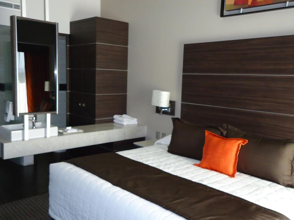 Фото Hotel Real Alameda