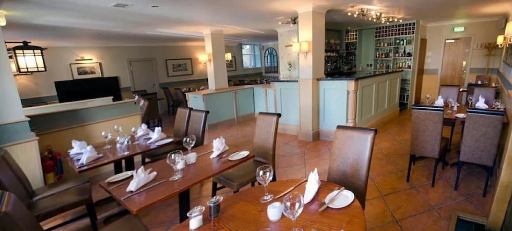 Фото Parliament House Hotel