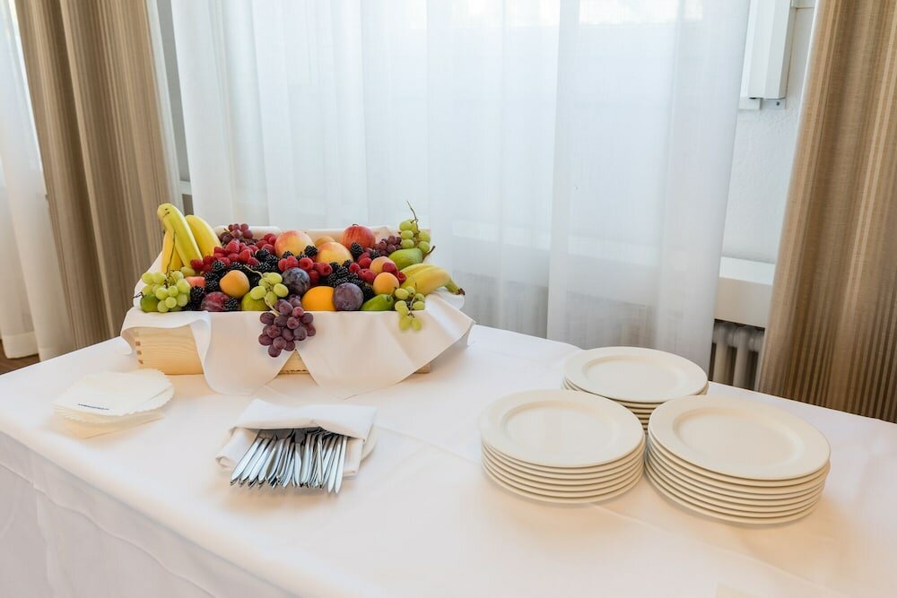 Фото Hotel Baeren Suhr