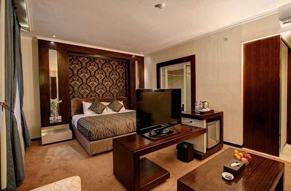 Фото Hotel Dafam Pekalongan