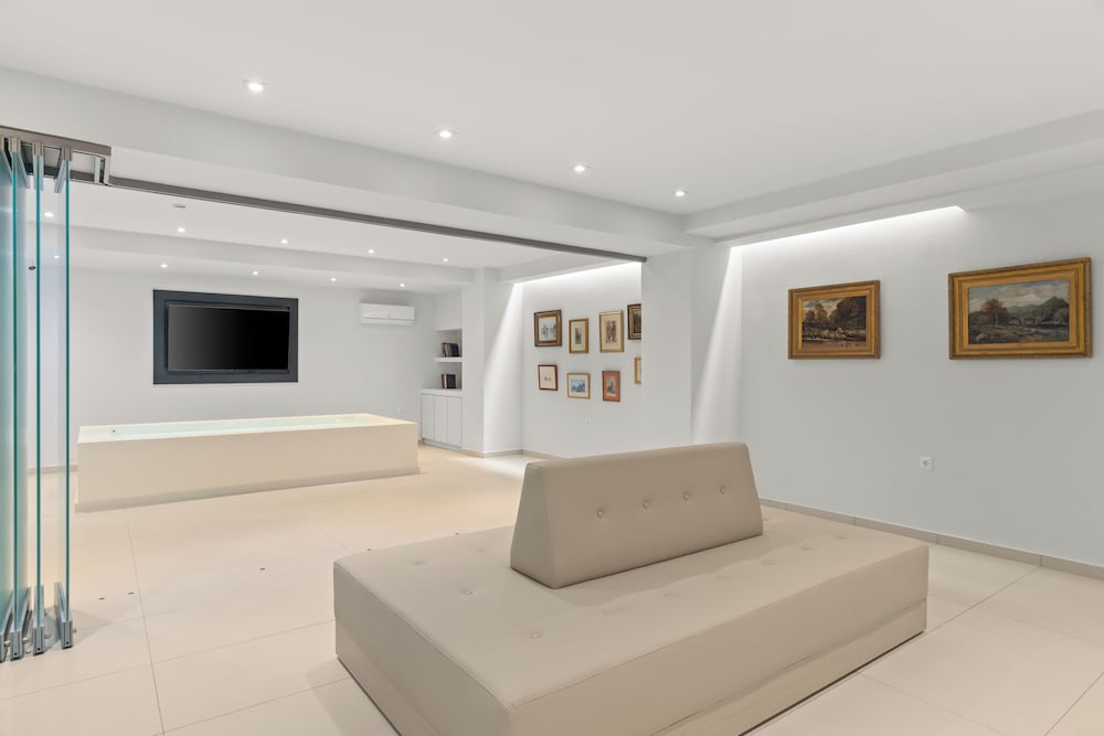 Фото Gallery Central Piraeus Port